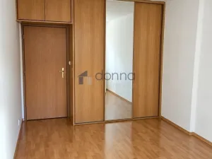 Pronájem bytu 2+kk, Praha, Křižíkova, 51 m2