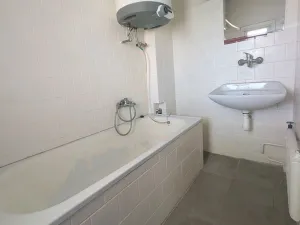 Pronájem bytu 2+1, Benešov, Vlašimská, 67 m2