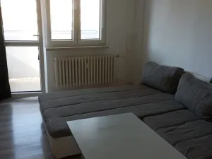 Pronájem bytu 2+1, Karviná, tř. Těreškovové, 54 m2