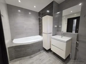 Pronájem bytu 2+kk, Březová, Okružní, 43 m2