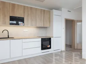 Pronájem bytu 1+kk, Praha - Hostivař, Arnošta Staňka, 30 m2