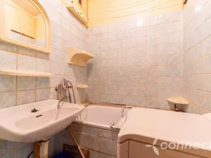 Prodej bytu 3+1, Praha - Malešice, Káranská, 71 m2