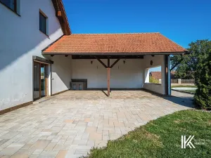 Prodej kanceláře, Hrochův Týnec, 356 m2