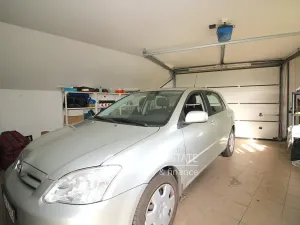 Prodej rodinného domu, Vinařice, 230 m2