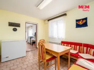 Prodej rodinného domu, Výrov - Hadačka, 662 m2