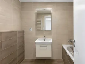 Pronájem bytu 2+kk, Praha - Krč, V jehličí, 53 m2