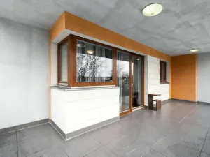 Pronájem bytu 2+kk, Jesenice, V Lázních, 40 m2