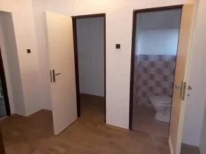Prodej kanceláře, Pardubice, 865 m2