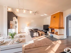 Prodej rodinného domu, Velké Přílepy, Emy Destinnové, 240 m2