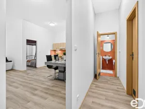 Prodej bytu 2+kk, Milovice, Topolová, 56 m2