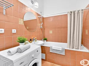 Prodej bytu 2+kk, Milovice, Topolová, 56 m2