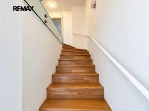 Pronájem rodinného domu, Praha, Sukovská, 120 m2