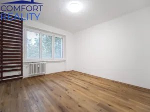 Prodej bytu 2+kk, Ostrava - Poruba, náměstí Družby, 58 m2