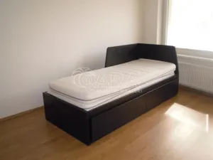 Pronájem bytu 1+kk, Praha - Kamýk, Kramperova, 32 m2