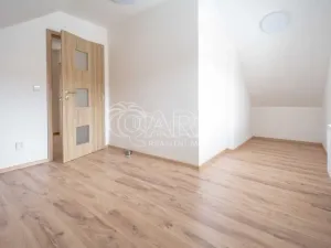 Pronájem bytu 2+1, Neratovice, V Hajnovkách, 46 m2