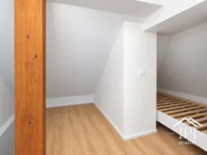 Prodej bytu 2+kk, Praha - Holešovice, Komunardů, 53 m2