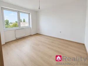 Prodej bytu 2+kk, Pohořelice, Znojemská, 61 m2