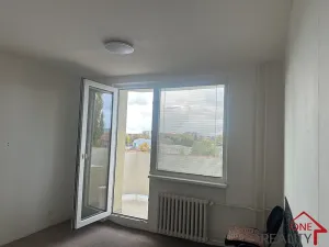 Pronájem bytu 1+1, Uherské Hradiště, Na Rybníku, 35 m2