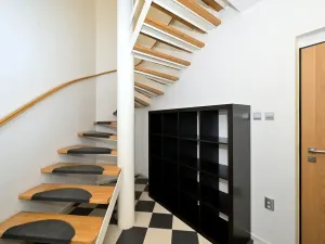 Pronájem vícegeneračního domu, Praha - Libeň, Na Jabloňce, 330 m2