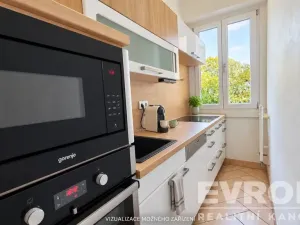 Prodej bytu 3+1, Praha - Dejvice, Zemědělská, 101 m2