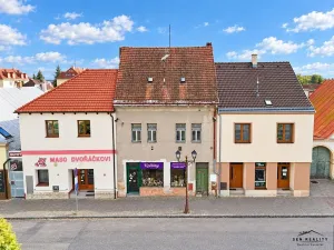 Prodej komerční nemovitosti, Chlumec nad Cidlinou, Klicperovo náměstí, 262 m2