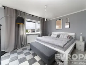 Prodej rodinného domu, Plzeň - Valcha, Jiřičková, 130 m2