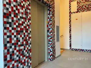 Pronájem bytu 1+kk, Praha - Kbely, Mladoboleslavská, 27 m2