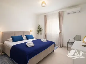 Prodej vily, Rogoznica, Chorvatsko, 120 m2