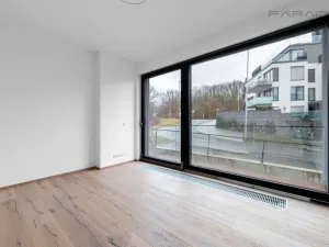 Pronájem bytu 2+kk, Praha - Košíře, Lerausova, 57 m2