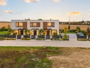 Prodej pozemku pro bydlení, Šestajovice, Revoluční, 1010 m2