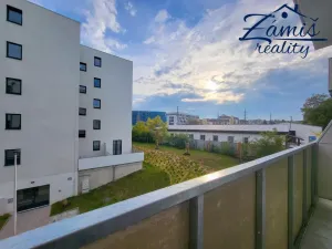 Pronájem bytu 1+kk, Kladno, Lesík, 33 m2