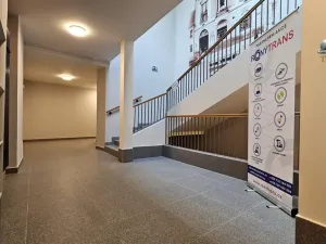Prodej bytu 1+kk, Bystřice nad Pernštejnem, Masarykovo náměstí, 37 m2