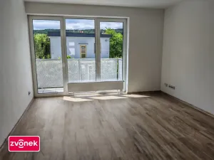 Pronájem bytu 1+kk, Otrokovice, Moravní, 36 m2
