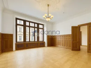 Pronájem kanceláře, Praha, Spálená, 346 m2