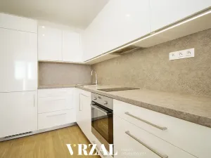 Prodej bytu 2+kk, Praha - Kamýk, Ve Lhotce, 53 m2