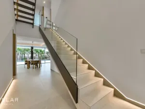 Prodej atypického bytu, Alicante, Španělsko, 484 m2