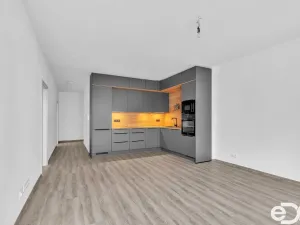 Prodej bytu 3+kk, Dašice, U Kasáren, 70 m2