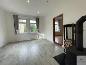 Prodej bytu 2+1, Karlovy Vary, Javorová, 67 m2