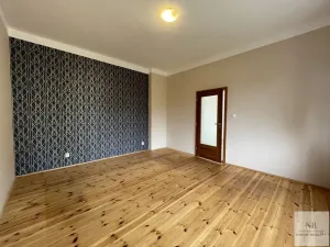 Prodej bytu 2+1, Karlovy Vary, Javorová, 67 m2