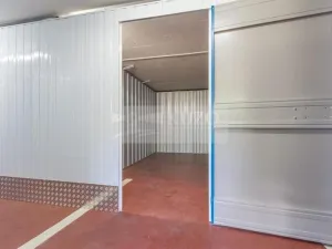 Pronájem skladu, Praha, Pešlova, 2 m2