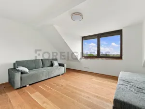 Pronájem rodinného domu, Dubany, 160 m2