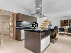 Prodej rodinného domu, Olešná, 224 m2