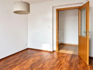 Prodej bytu 3+kk, Rudná, Havlíčkovo nám., 75 m2