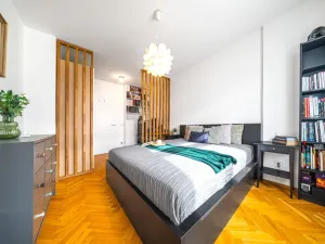 Prodej bytu 3+1, Praha, Novorossijská, 72 m2