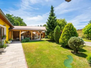 Prodej komerčního pozemku, Ponědrážka, 7758 m2