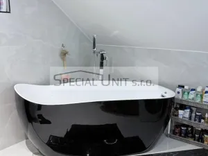 Prodej rodinného domu, Kladno - Kročehlavy, Jeronýmova, 240 m2