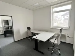 Pronájem kanceláře, Kravaře, Kostelní, 17 m2