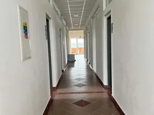 Pronájem kanceláře, Kravaře, Kostelní, 17 m2