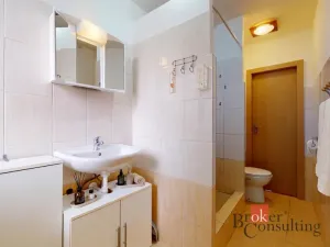 Prodej bytu 3+1, Klášterec nad Ohří, Školní, 65 m2