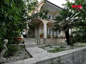 Prodej rodinného domu, Přelouč, B. Němcové, 160 m2